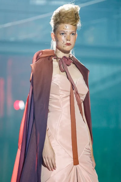 Look 93
